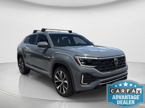 Pure Gray 2026 Volkswagen Atlas Cross Sport 2.0T SEL Premium R-Line