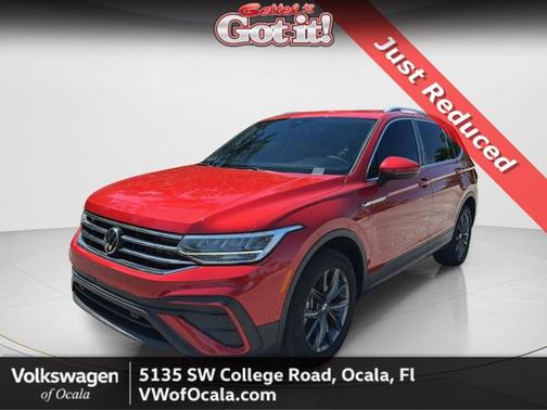 Kings Red Metallic 2022 Volkswagen Tiguan SE