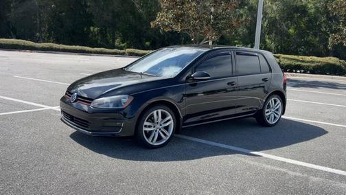 2017 Volkswagen Golf SEL