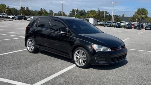 2017 Volkswagen Golf SEL