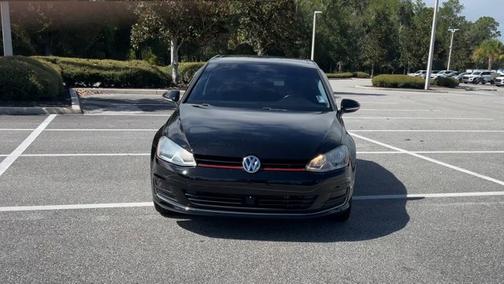 2017 Volkswagen Golf SEL
