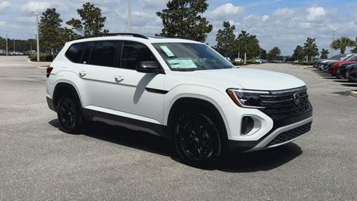 2025 Volkswagen Atlas 2.0T Peak Edition