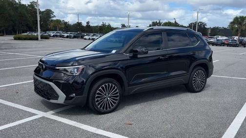 2025 Volkswagen Taos SE