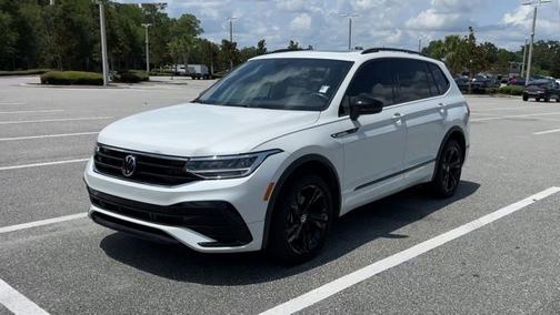 2024 Volkswagen Tiguan SE R-Line Black
