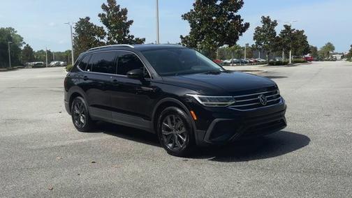 2022 Volkswagen Tiguan SE