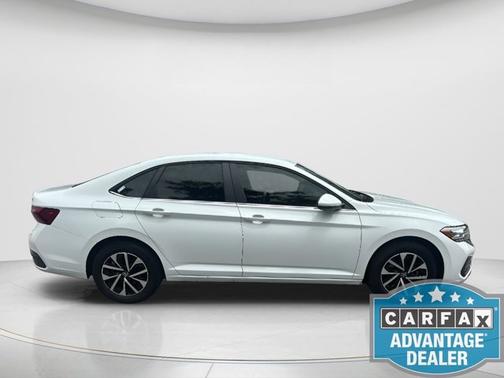 Pure White 2024 Volkswagen Jetta S