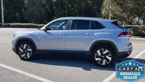 2025 Volkswagen Atlas Cross Sport 2.0T SE w/Technology