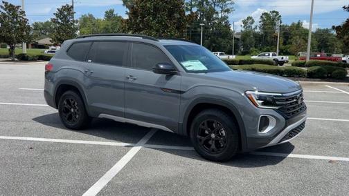 2025 Volkswagen Atlas 2.0T Peak Edition