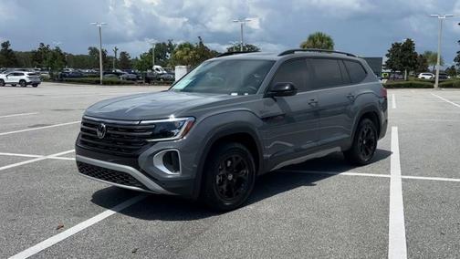 2025 Volkswagen Atlas 2.0T Peak Edition