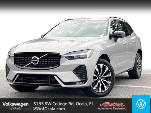 2023 Volvo XC60 Plus Dark Theme