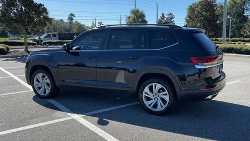 2022 Volkswagen Atlas 2.0T SE w/Technology