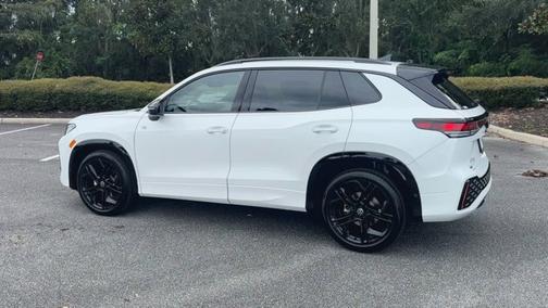 2025 Volkswagen Tiguan SE R-Line Black