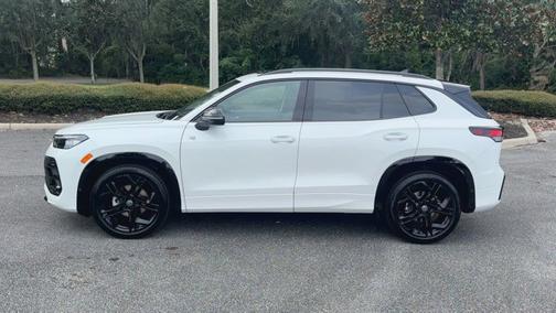 2025 Volkswagen Tiguan SE R-Line Black