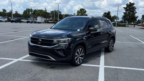 2024 Volkswagen Taos SE