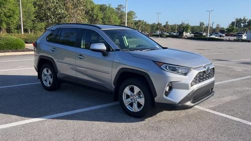 2020 Toyota RAV4 Hybrid XLE