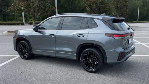 2025 Volkswagen Tiguan SE R-Line Black