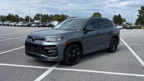 2025 Volkswagen Tiguan SE R-Line Black