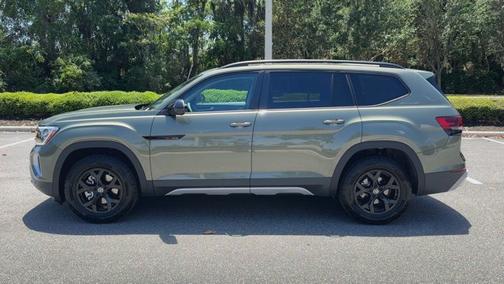 2025 Volkswagen Atlas 2.0T Peak Edition