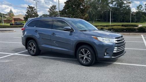 2018 Toyota Highlander LE