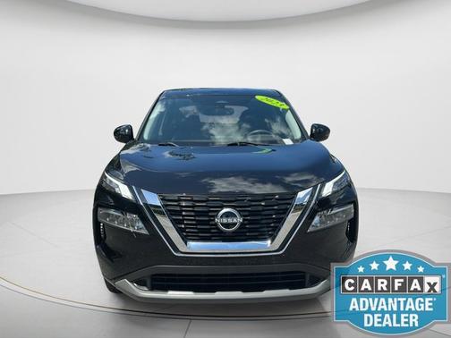 Super Black 2023 Nissan Rogue SV
