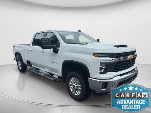 Summit White 2025 Chevrolet Silverado 2500 LT