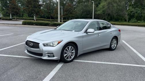 2015 INFINITI Q50 Premium