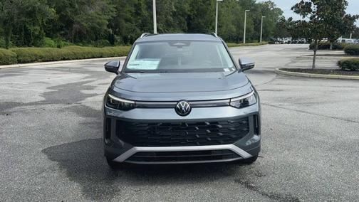 2025 Volkswagen Tiguan SE