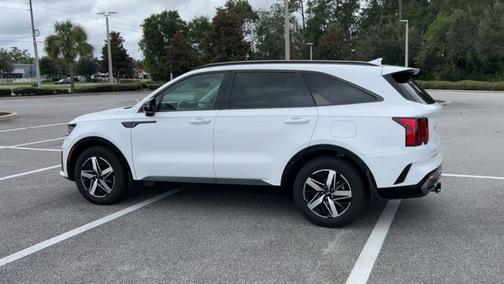 2023 Kia Sorento S
