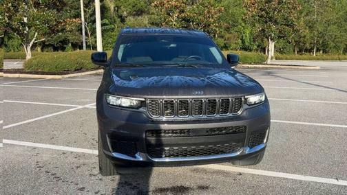 2022 Jeep Grand Cherokee L Laredo
