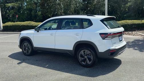 2025 Volkswagen Taos S