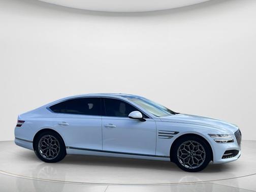 2023 Genesis G80 2.5T