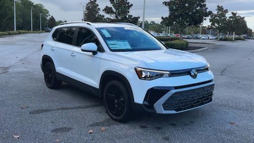 2025 Volkswagen Taos SE