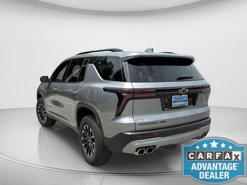 Sterling Gray Metallic 2025 Chevrolet Traverse AWD Z71