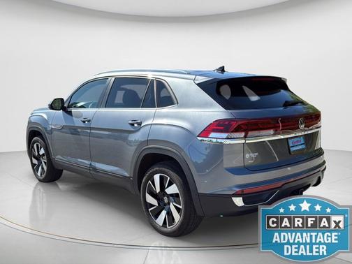 2025 Volkswagen Atlas Cross Sport 2.0T SE w/Technology