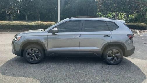 2025 Volkswagen Taos S