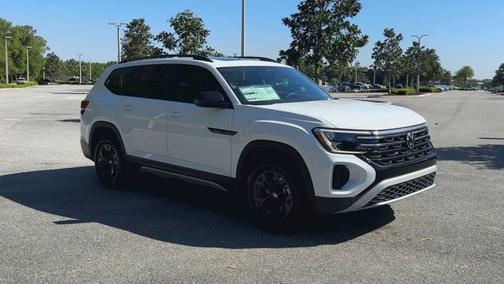 2025 Volkswagen Atlas 2.0T Peak Edition