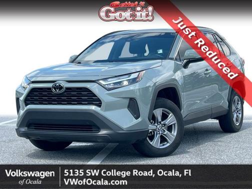 2022 Toyota RAV4 XLE