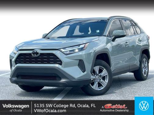 2022 Toyota RAV4 XLE
