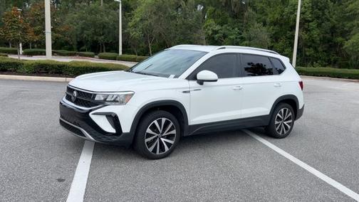 2023 Volkswagen Taos SE