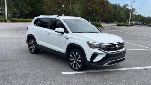 2023 Volkswagen Taos SE
