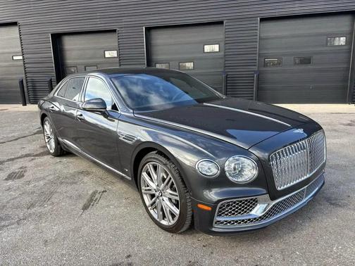 2022 Bentley Flying Spur V8