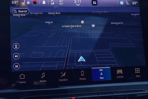 Diamond Black Crystal Pearlcoat 2023 Jeep Compass High Altitude