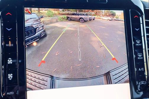 2026 RAM 2500 Tradesman Crew Cab 4x4 6'4' Box