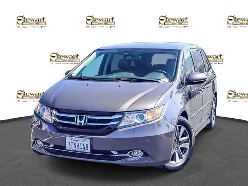Modern Steel Metallic 2016 Honda Odyssey Touring