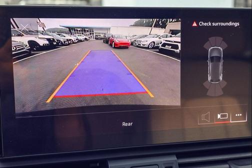 Mythos Black Metallic 2023 Audi Q5 45 S line Premium