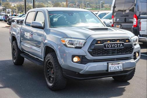 2018 Toyota Tacoma TRD Sport