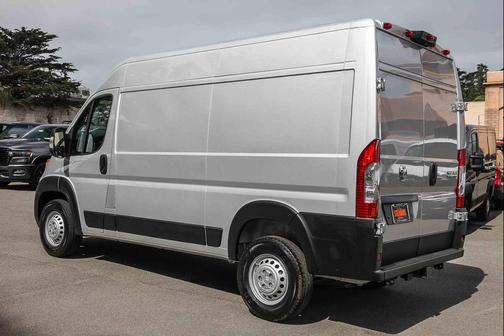 2026 RAM ProMaster 1500 Base