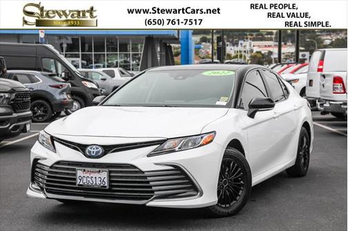 2022 Toyota Camry LE