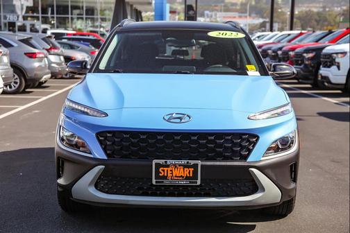 2022 Hyundai KONA SEL