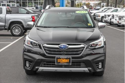 2022 Subaru Outback Touring XT